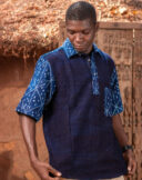 2- tone, short- sleeved shirt with collar, buttons at neck, pocket