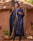 Calf-length buttoned coat with ¾ sleeves and slit side panels